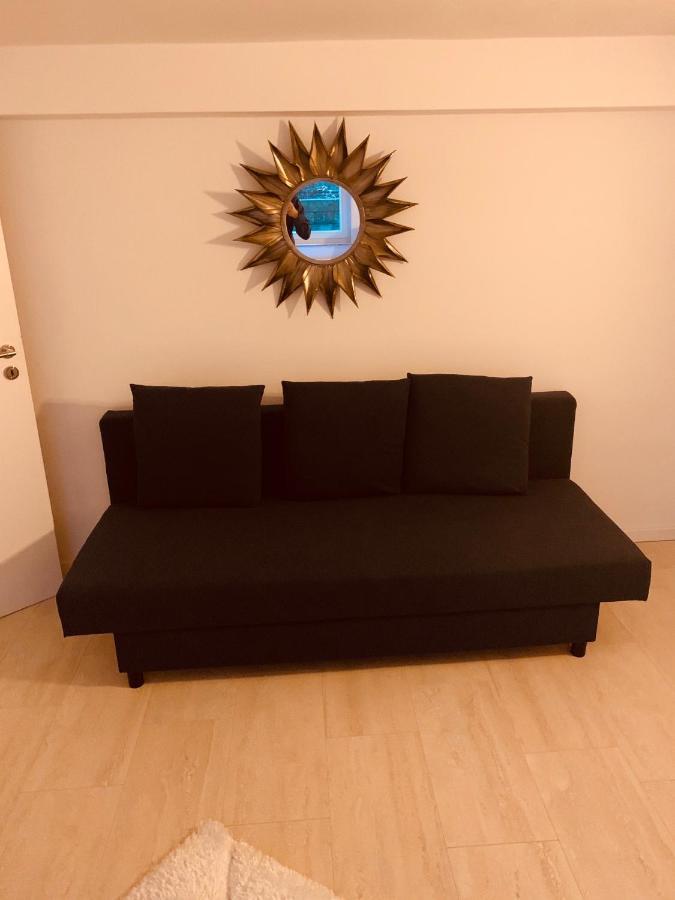 דיסלדורף Souterrain Zimmer Mit Separatem Eingang Und Bad מראה חיצוני תמונה